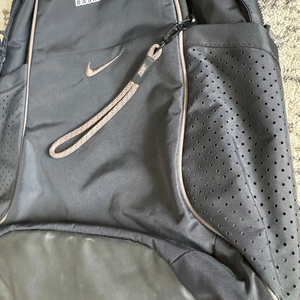 Nike Mizzou Basketball Backpack Black Missouri Tigers Laptop Bag Sportswear